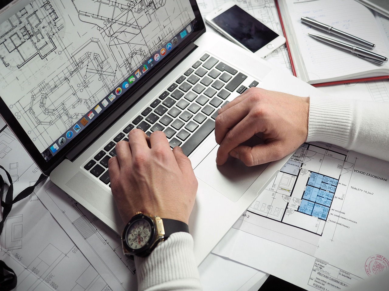 Blueprints, entrepreneur, hands — How an Eviction Notice Letter Sets Clear Deadlines for Tenants