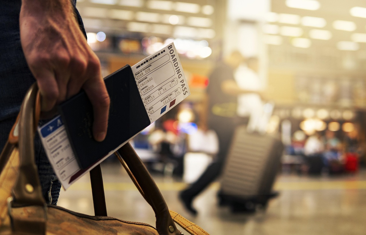 Merry christmas, boarding pass, travel — Travertine pavers offering weather-resistant performance for year-round use